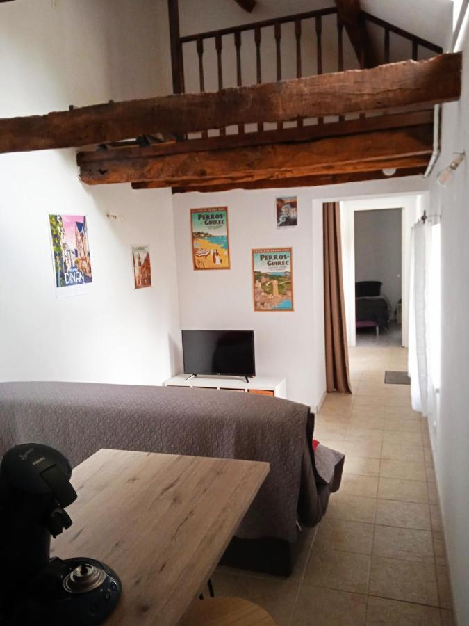 Charmante Maisonnette Proximite Cite Medievale Et Bords De Rance Dinan Exterior foto