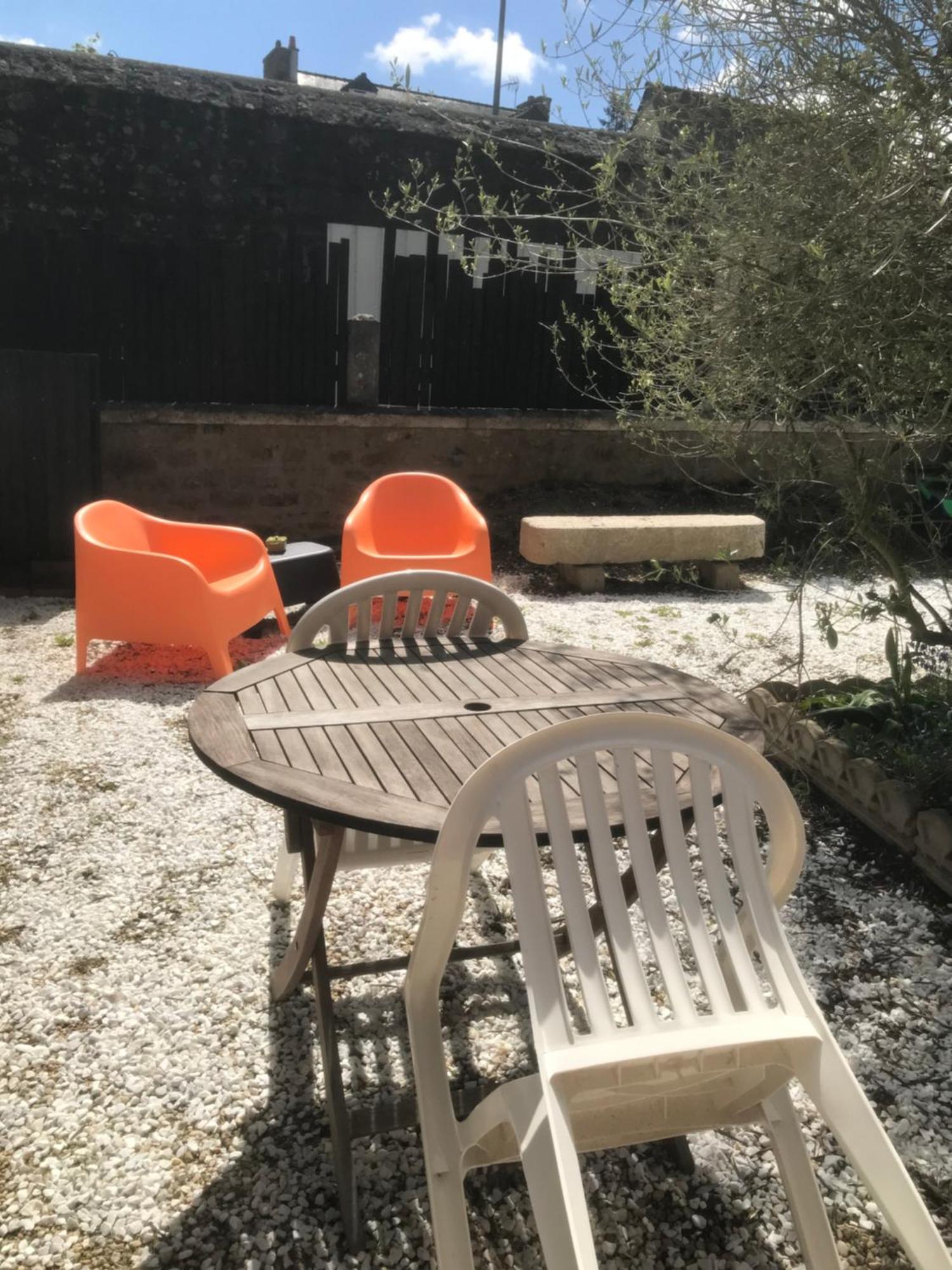 Charmante Maisonnette Proximite Cite Medievale Et Bords De Rance Dinan Exterior foto